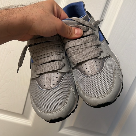 Nike huarache run size 6y - Picture 3 of 12
